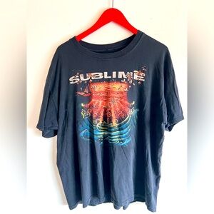 2000s Sublime band tshirt 
Men’s size L